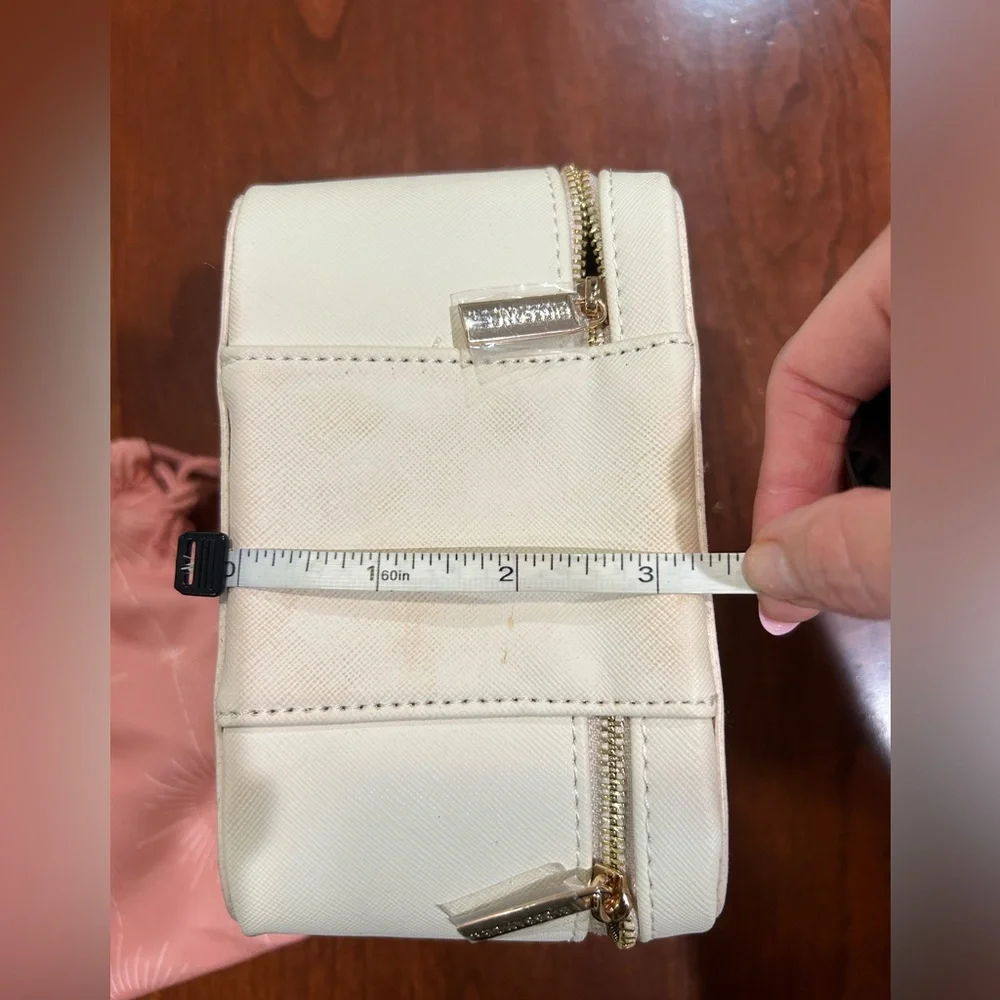 Biossance Beige White Jewelry Travel Mini Cube Storage Box